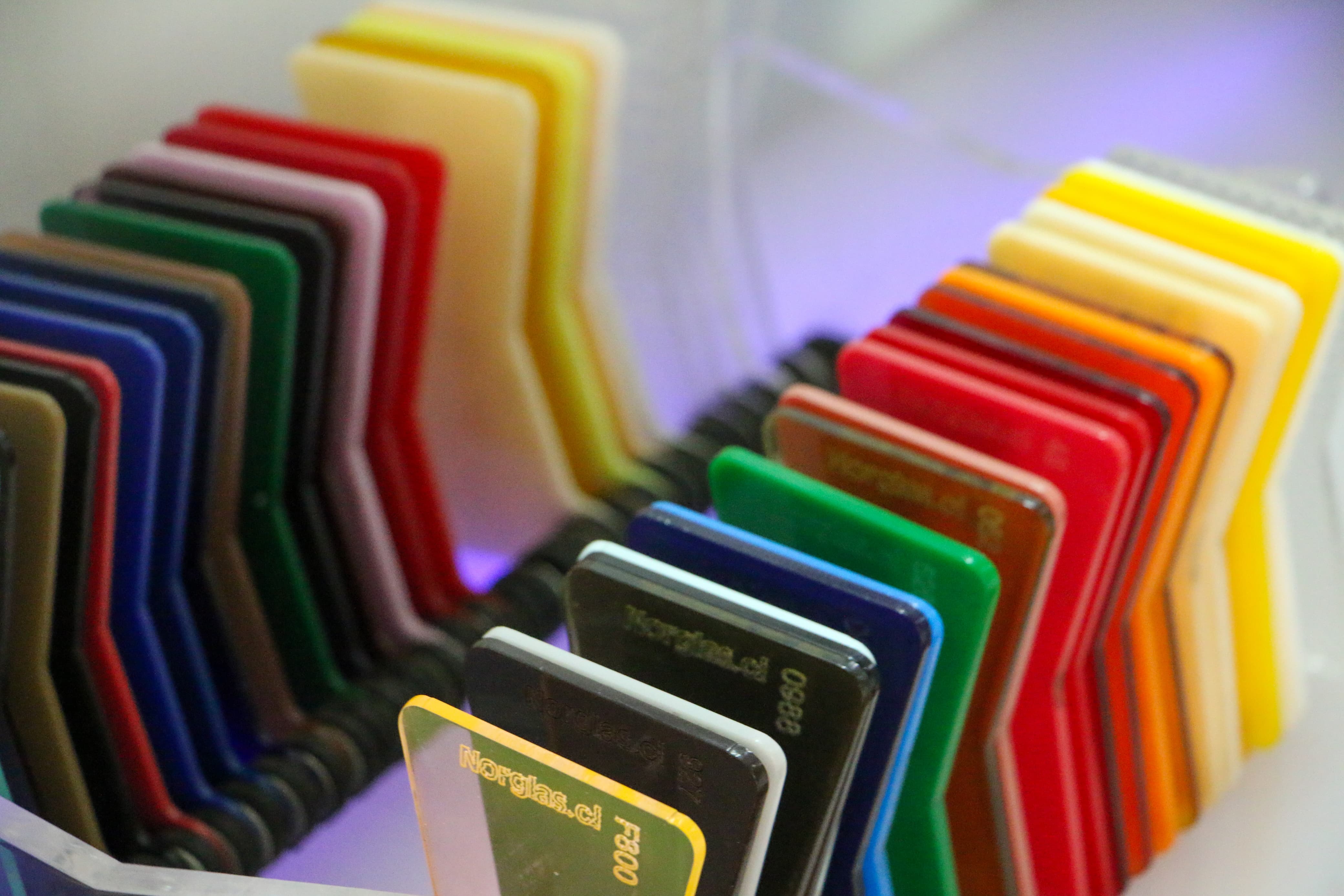 Plancha Acrilico Color Pantone