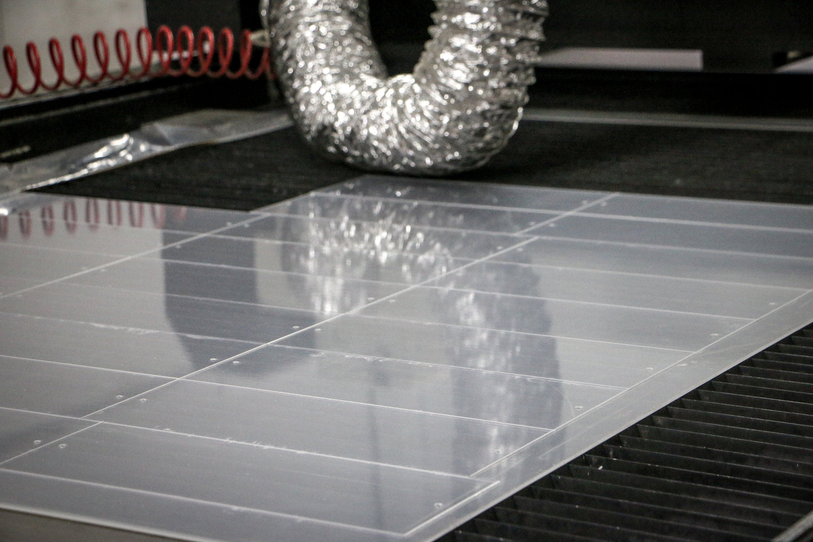 Dimencionado y Grabado en Máquina Laser