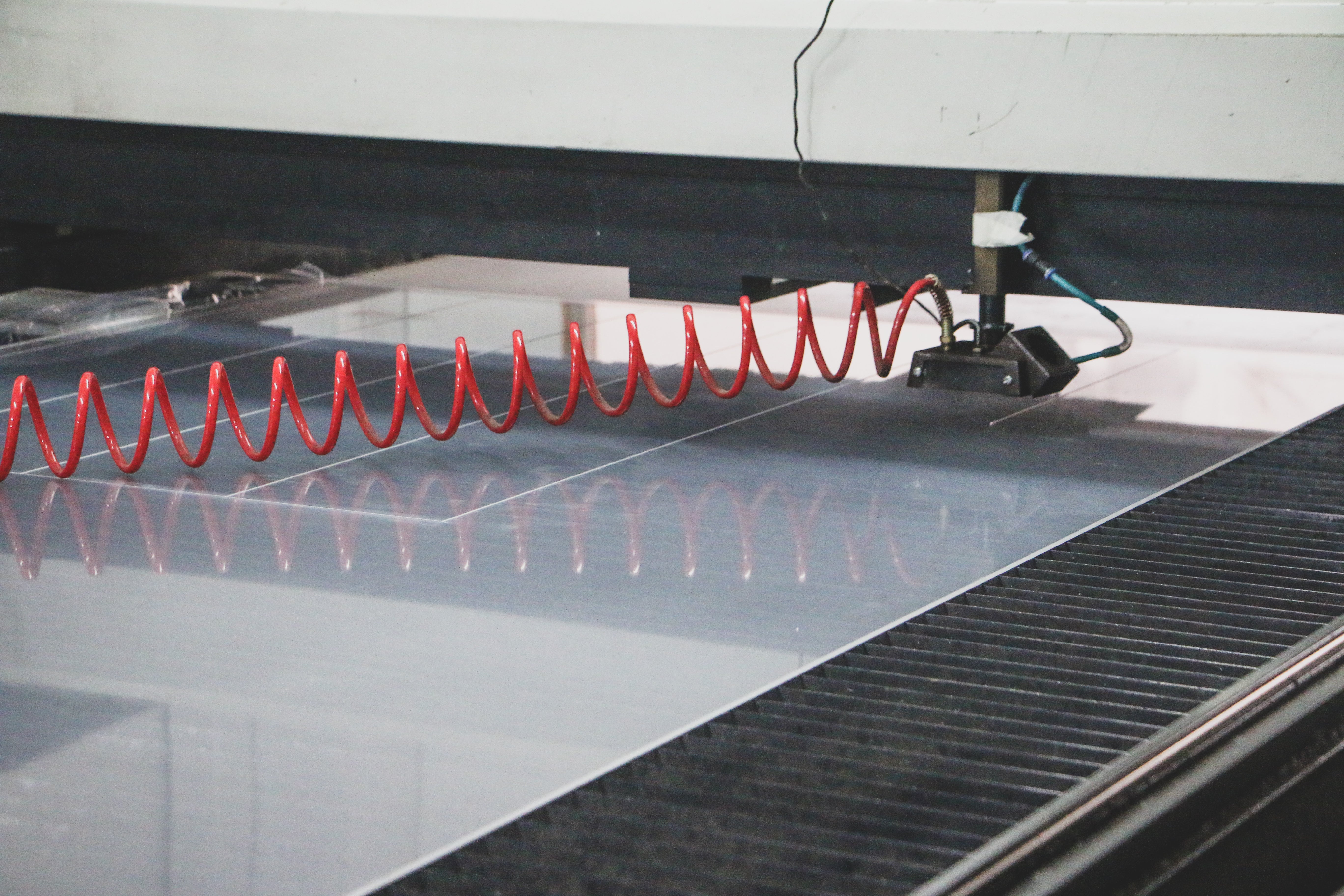 Dimencionado y Grabado en Máquina Laser