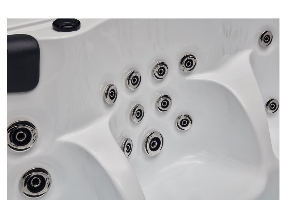 Spa Niza Full  Exterior para 6 Personas con Hidromasaje y Sonido Bluetooth Oferta últimas unidades