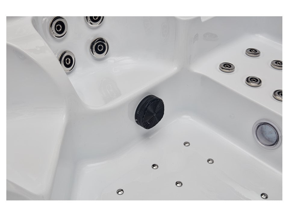 Spa Niza Full  Exterior para 6 Personas con Hidromasaje y Sonido Bluetooth Oferta últimas unidades