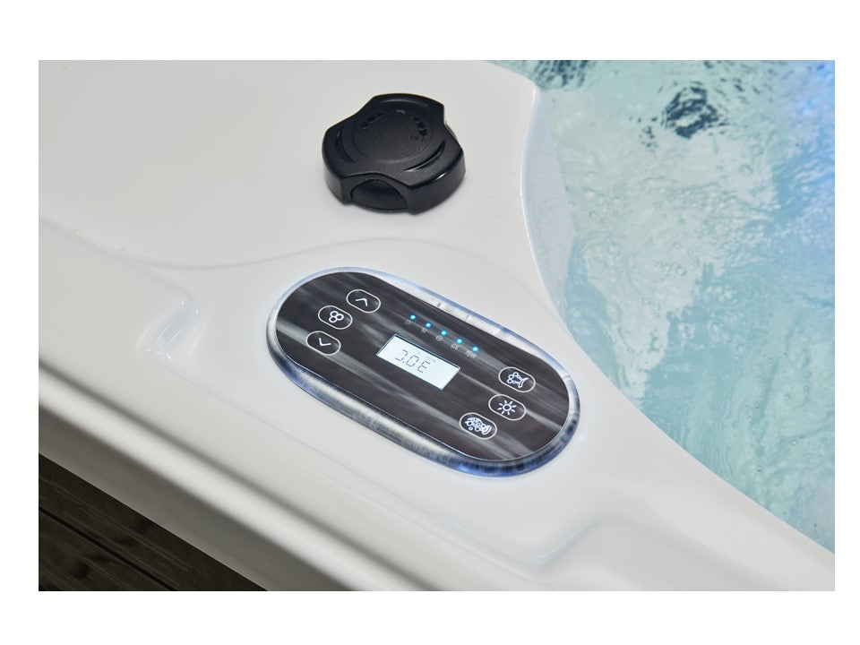 Spa Niza Full  Exterior para 6 Personas con Hidromasaje y Sonido Bluetooth Oferta últimas unidades